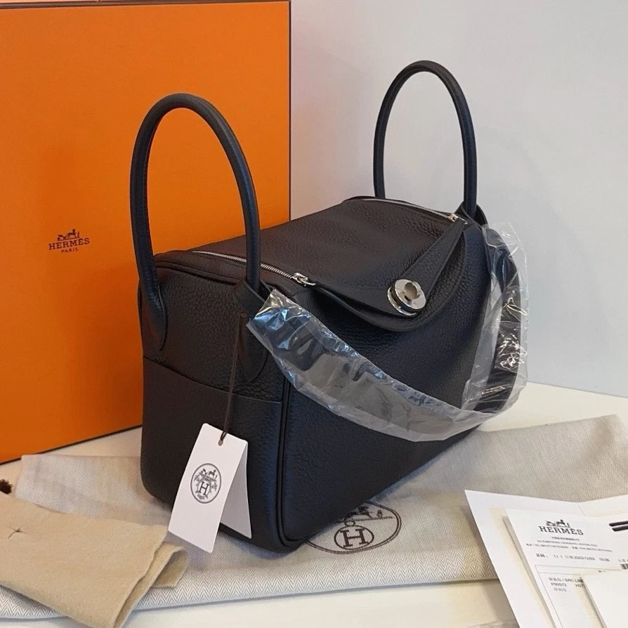 New Hermes Lindy26 TC Leather Black Top Handle Shoulder Bag Silver Hardware