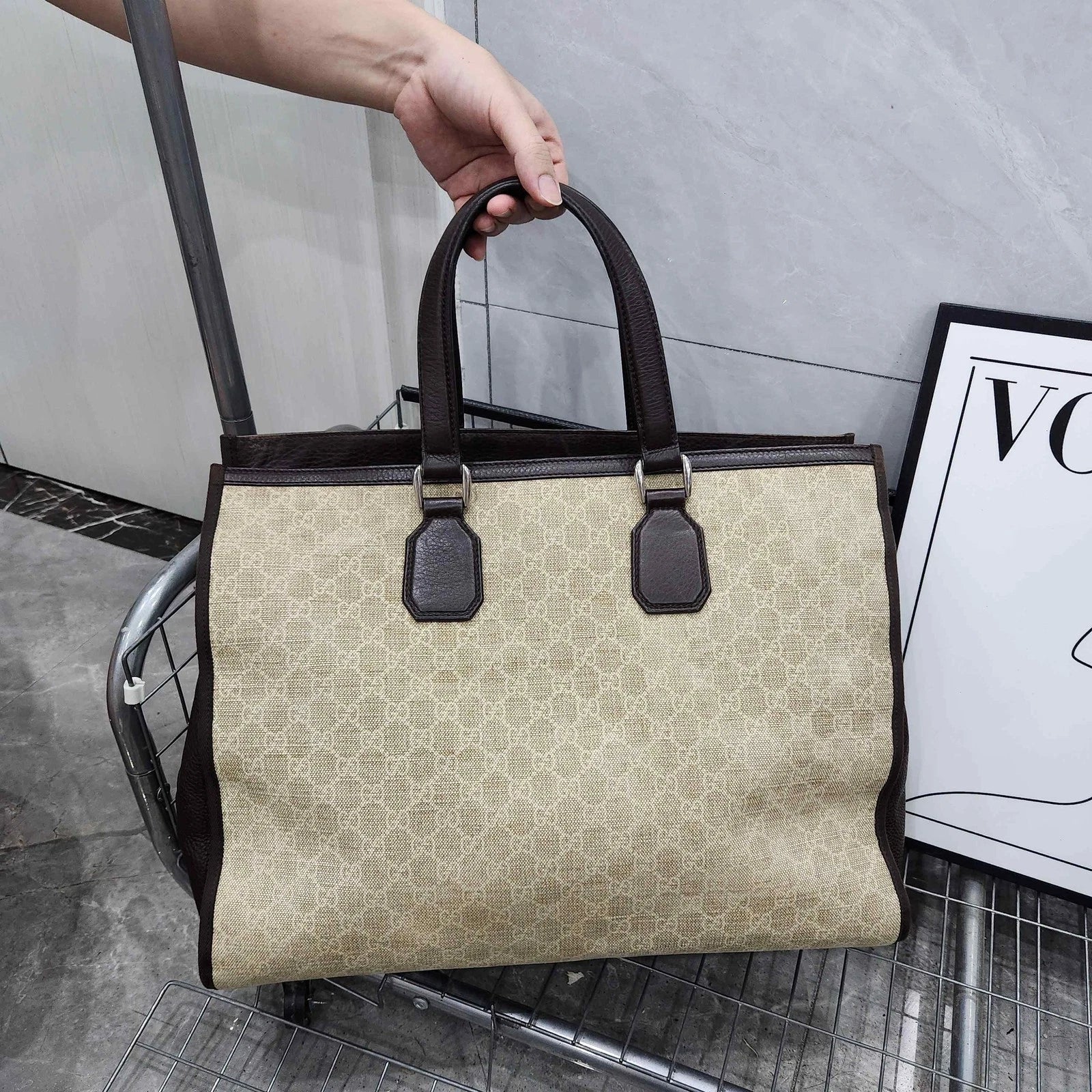 Gucci Beige Canvas Monogram Tote Handbag For Women