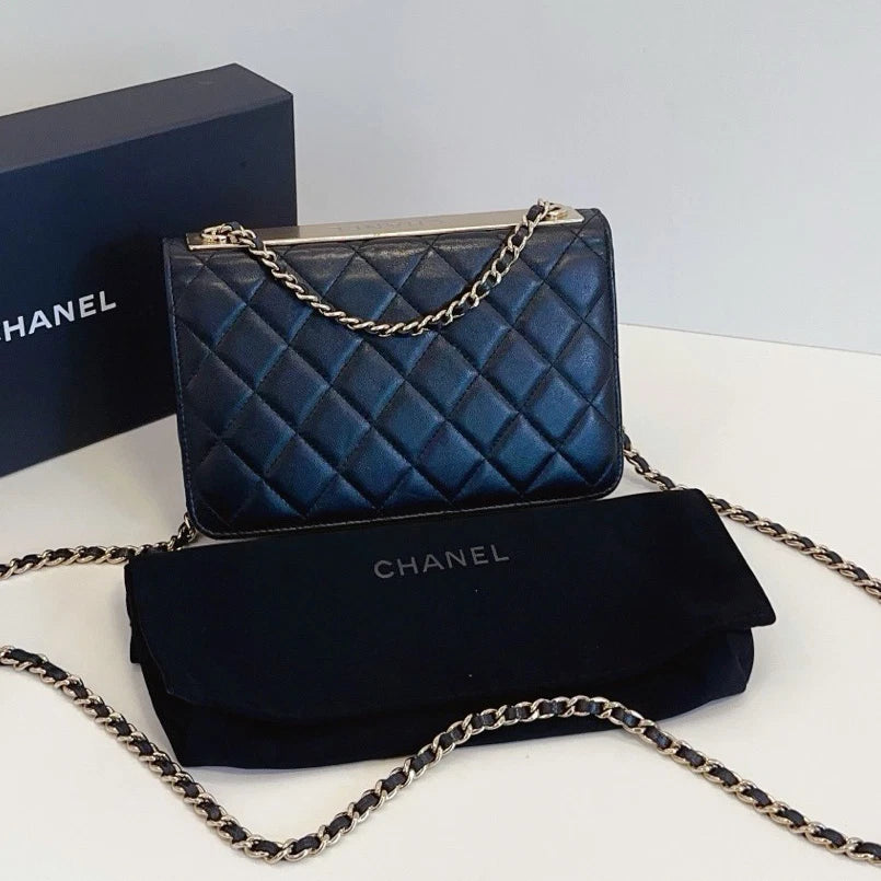 Chanel Trendy CC WOC Chain Shoulder Crossbody Black Gold Women Classic