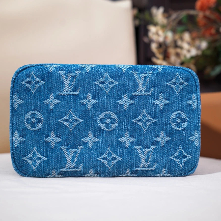 Excellent Louis Vuitton Nice Mini Denim Vanity Monogram Top Handle Bag GHW