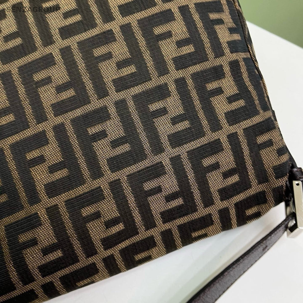 Fendi Baguette Shoulder Bag Brown Silver Women Classic Fashion