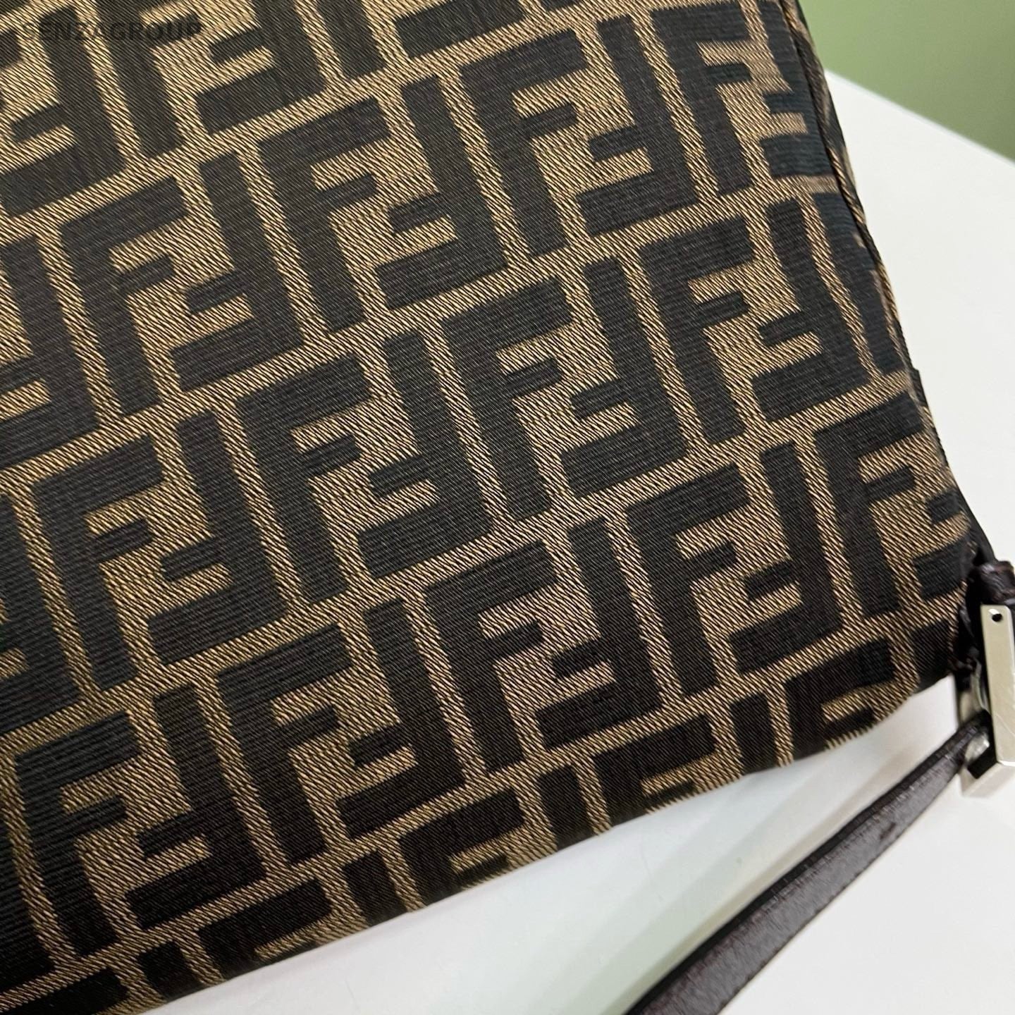 Fendi Baguette Shoulder Bag Brown Silver Women Classic Fashion