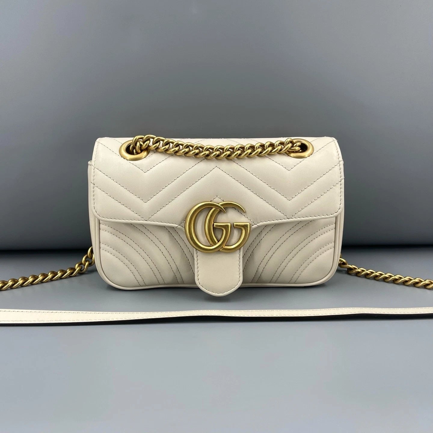 Gucci Marmont22 Leather Shoulder Bag For Women White Gold