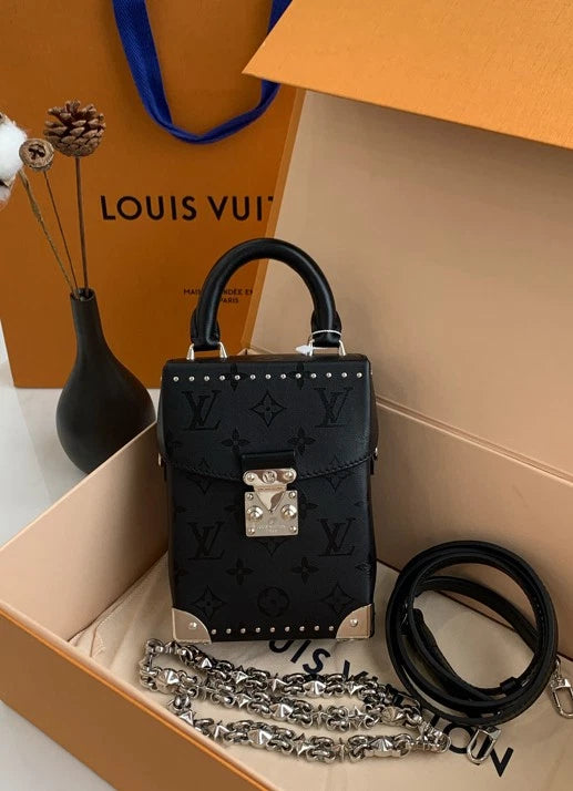 Authentic Louis Vuitton Vertical Trunk Black Crossbody Camera Bag