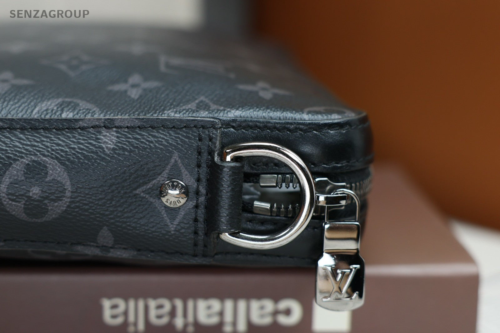 Louis Vuitton Monogram Crossbody Shoulder Bag Black