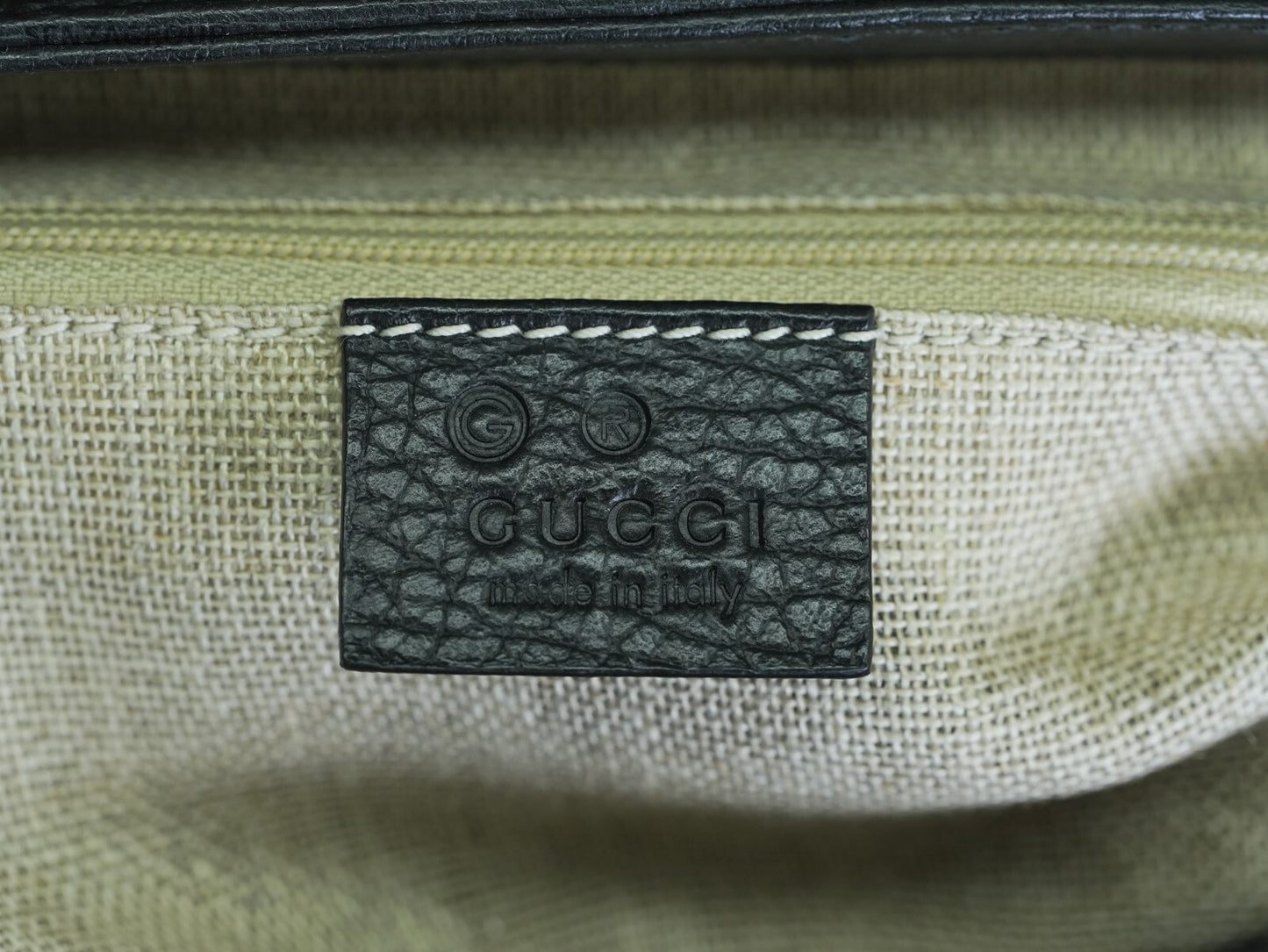GUCCI Interlocking Top Handle Shoulder Bag