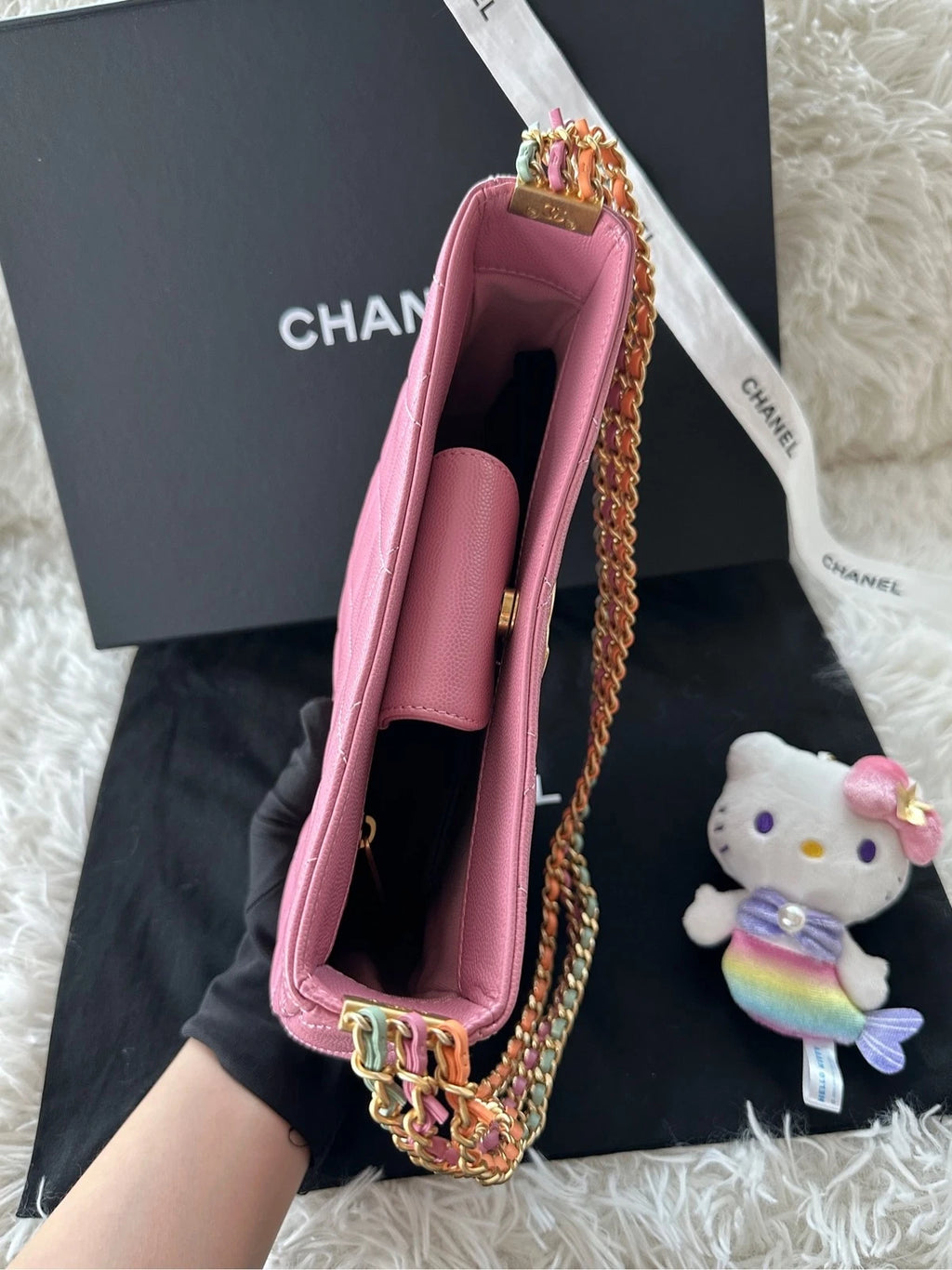 CHANEL Pink Grained Leather Hobo Shoulder Handbag For Women