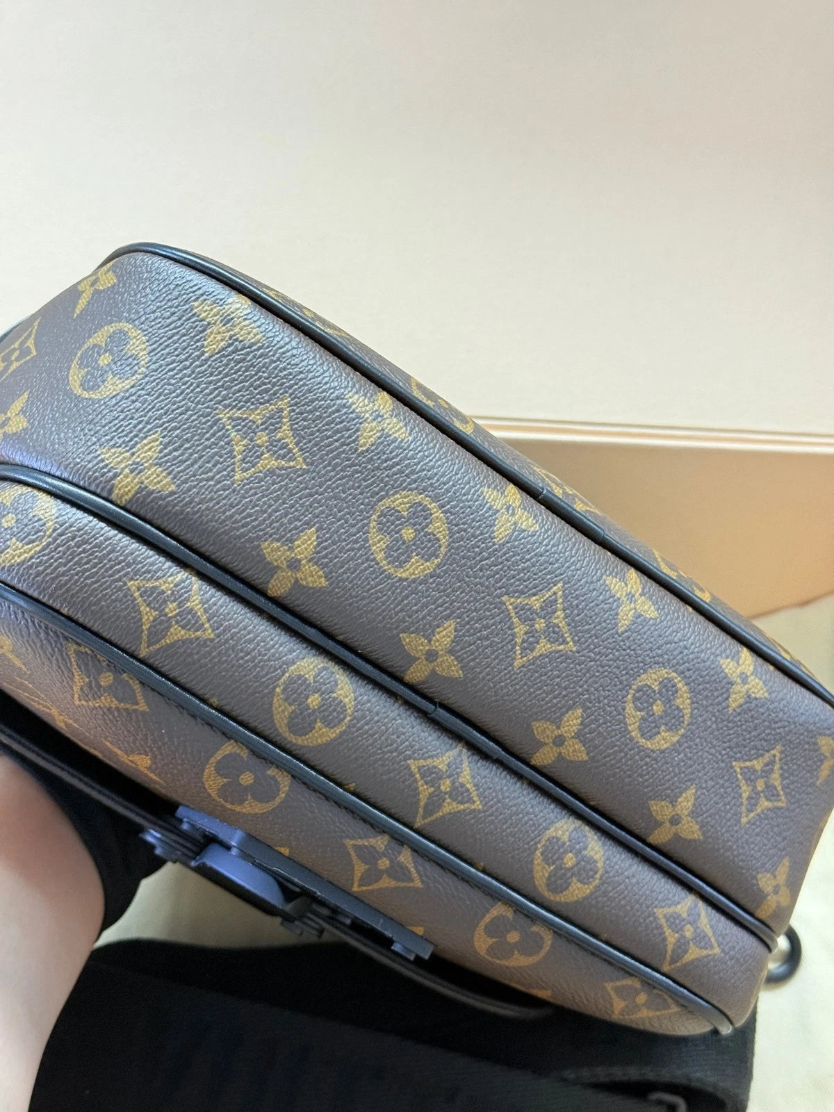 Louis Vuitton Monogram Canvas S-lock Messenger Bag For Women