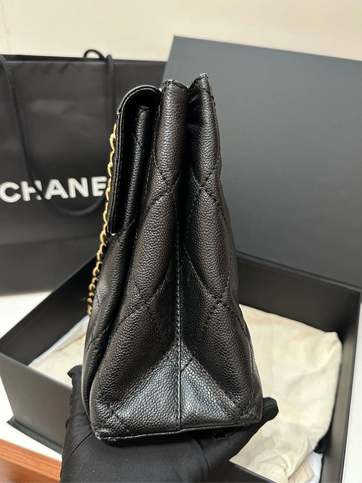CHANEL Black Caviar Leather Messenger Chain Bag For Women