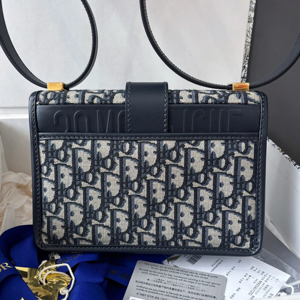 Excellent Christian Dior 30Montaigne PM Blue Oblique Canvas Shoulder Bag GHW
