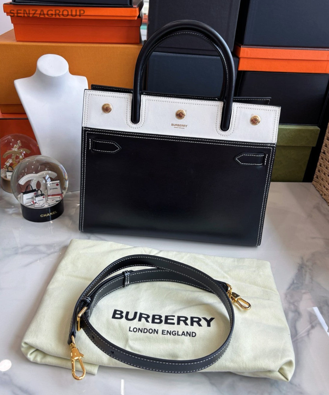 Burberry Title Tote Calfskin Top Handle 2way Shoulder Handbag Black White Women