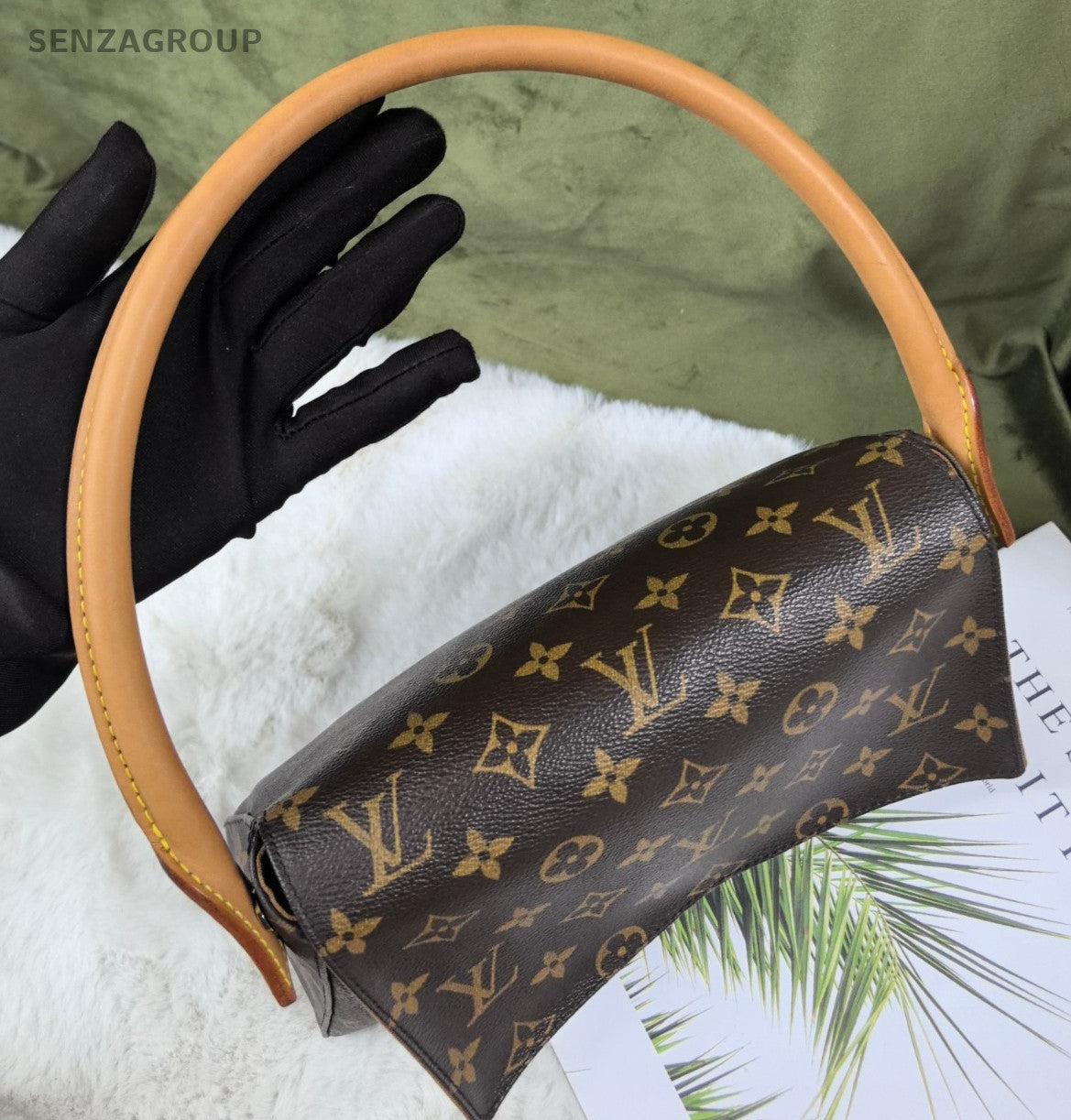 Louis Vuitton Looping PM Monogram Top Handle Shoulder bag Women Vintage Classic
