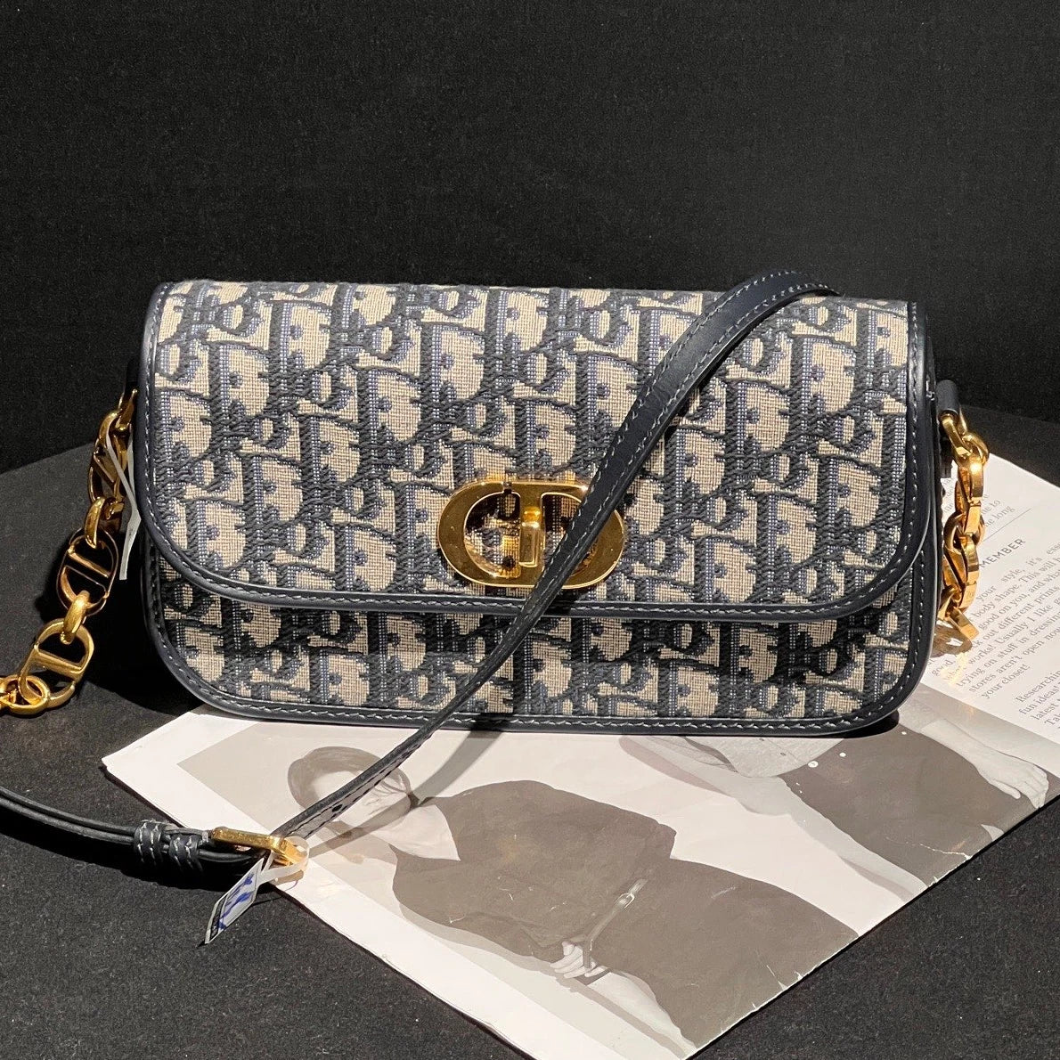 Excellent Christian Dior Avenue30 PM Gold Chain Navy Shoulder Bag Crossbody