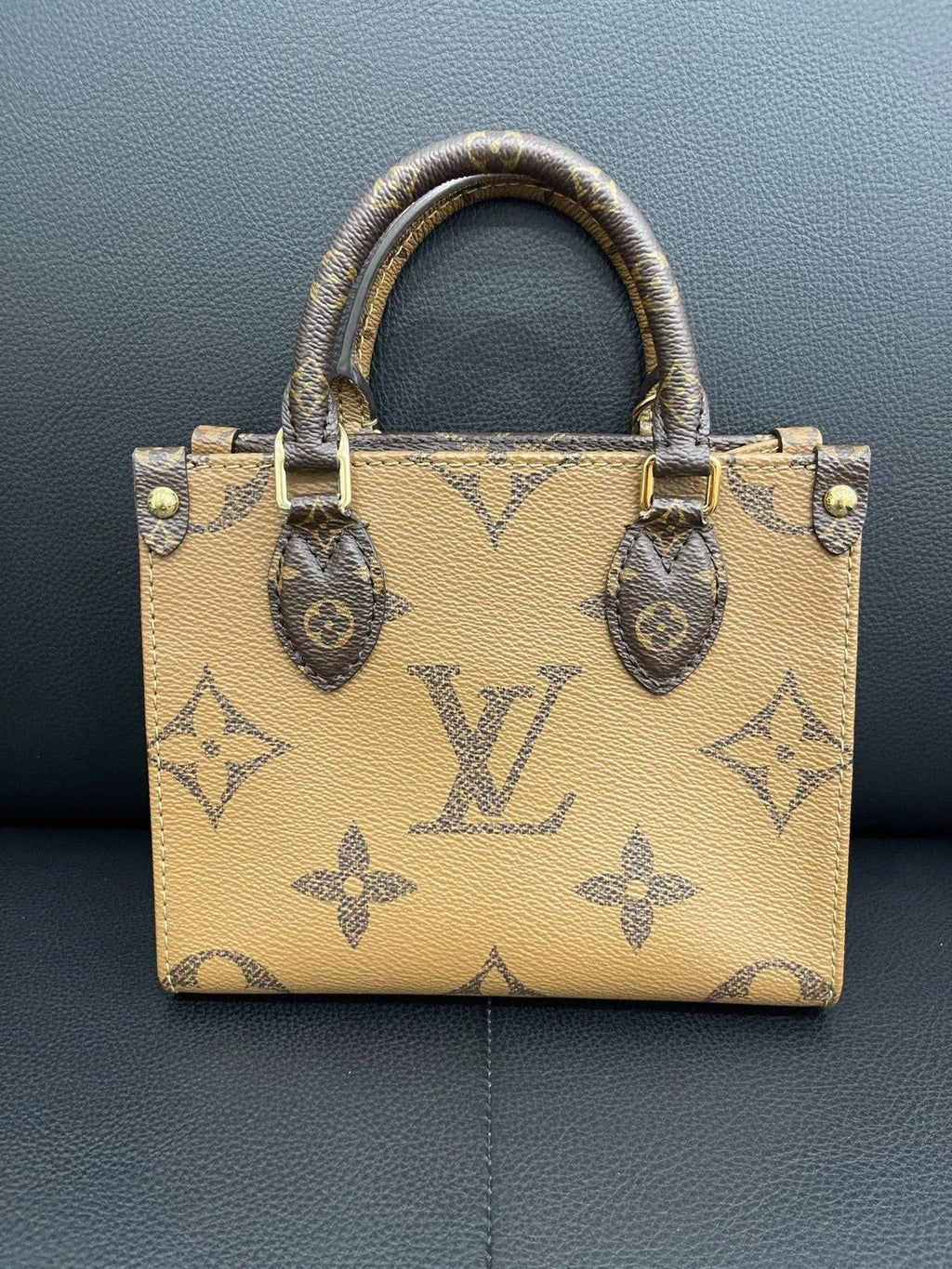 Excellent Louis Vuitton Onthego BB Monogram Canvas Tote Handbag Crossbody GHW
