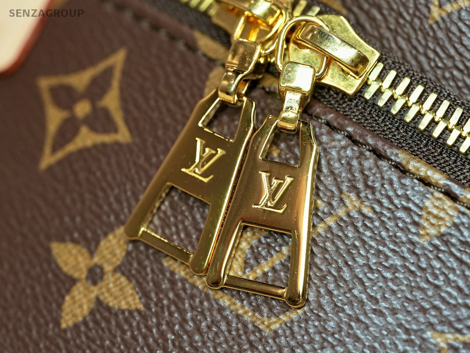 Louis Vuitton Bumbag Crossbody Almost brand new Monogram Canvas