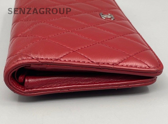 Chanel Calfskin Diamond Pattern Long Wallet Red Silver Used Women Classic