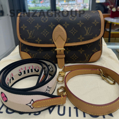 Louis Vuitton Monogram Baguette Bag Brown Gold Buckle Shoulder Crossbody