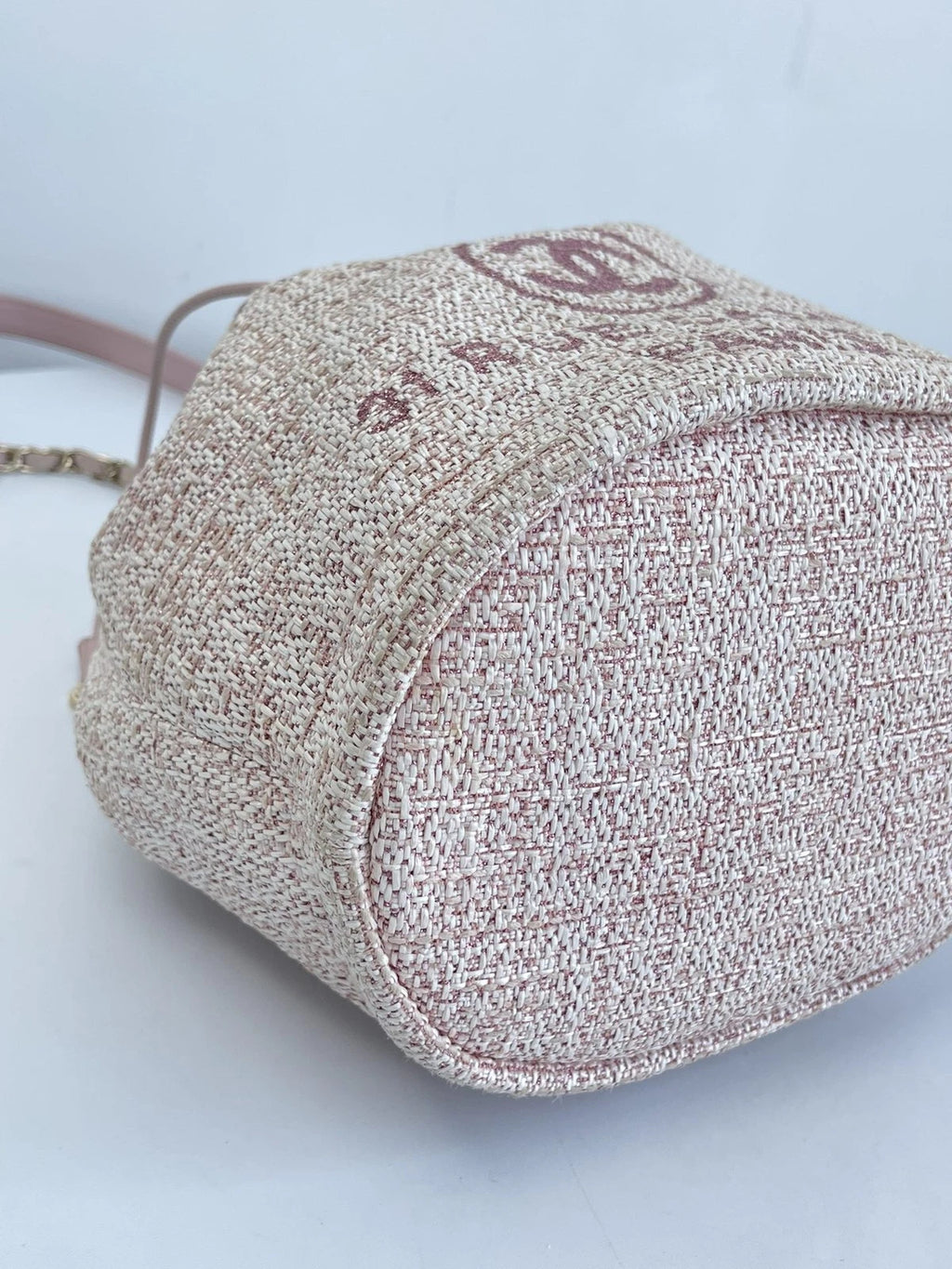 CHANEL Deauville Beach Bag Pink Drawstring Bucket Chain Shoulder Bag Crossbody