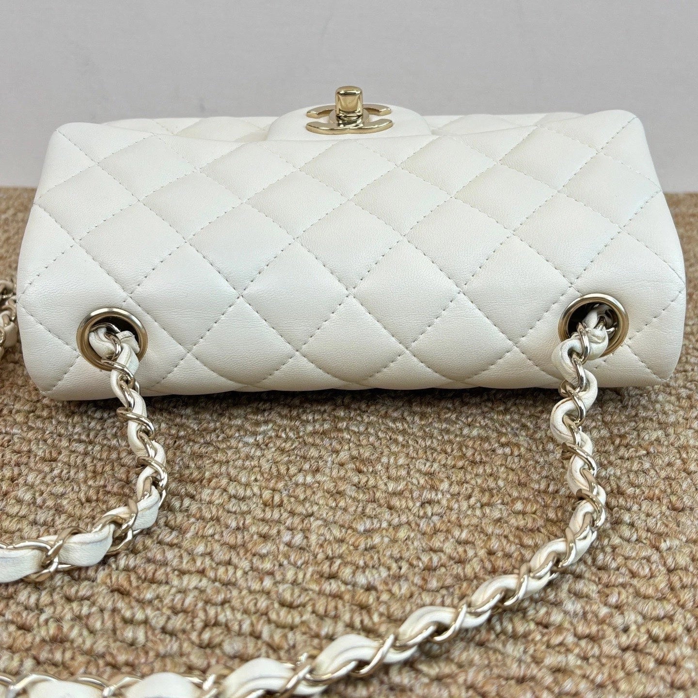 Chanel Classic Flap Mini Chain Lambskin Shoulder Crossbody White Gold Women