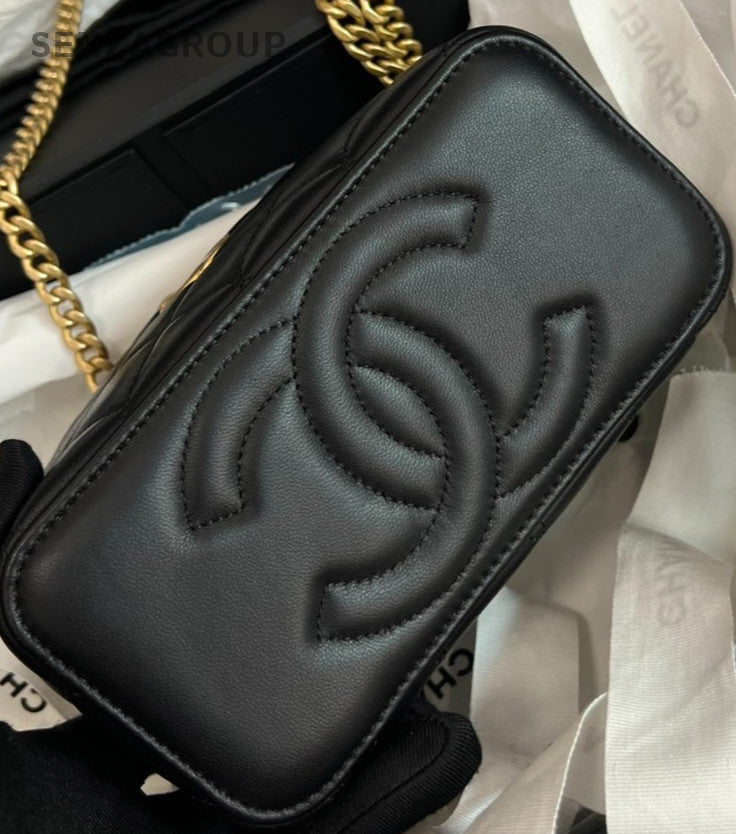 Chanel 23S Chain Lambskin Shoulder Bag Crossbody Black Gold Used Women Classic