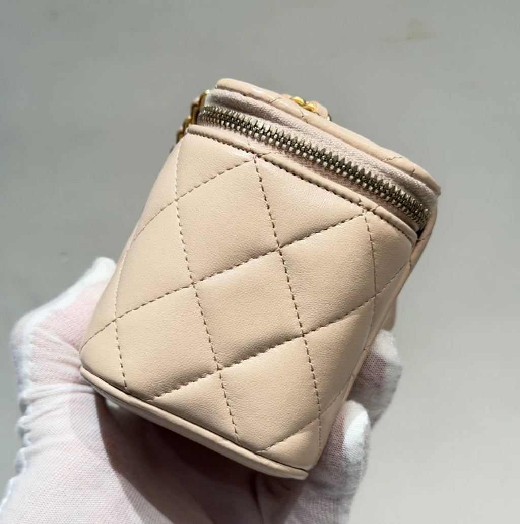 Chanel Vanity Case Chain Crossbody Diamond Pink Gold Women Classic