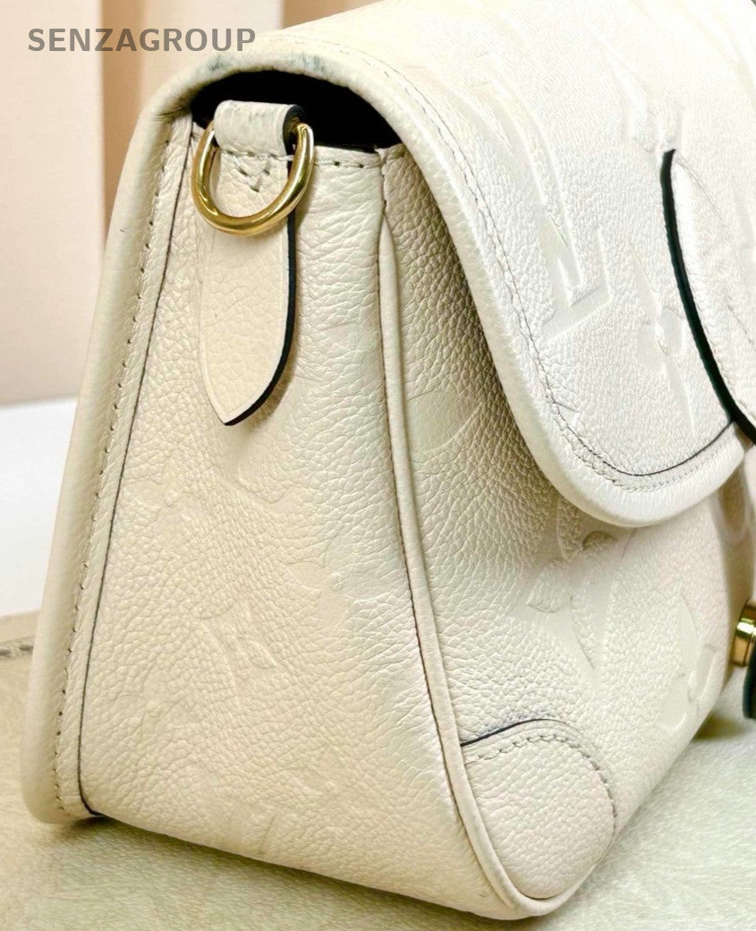 Louis Vuitton Diane Calfskin Shoulder Bag Crossbody White Gold Women Classic