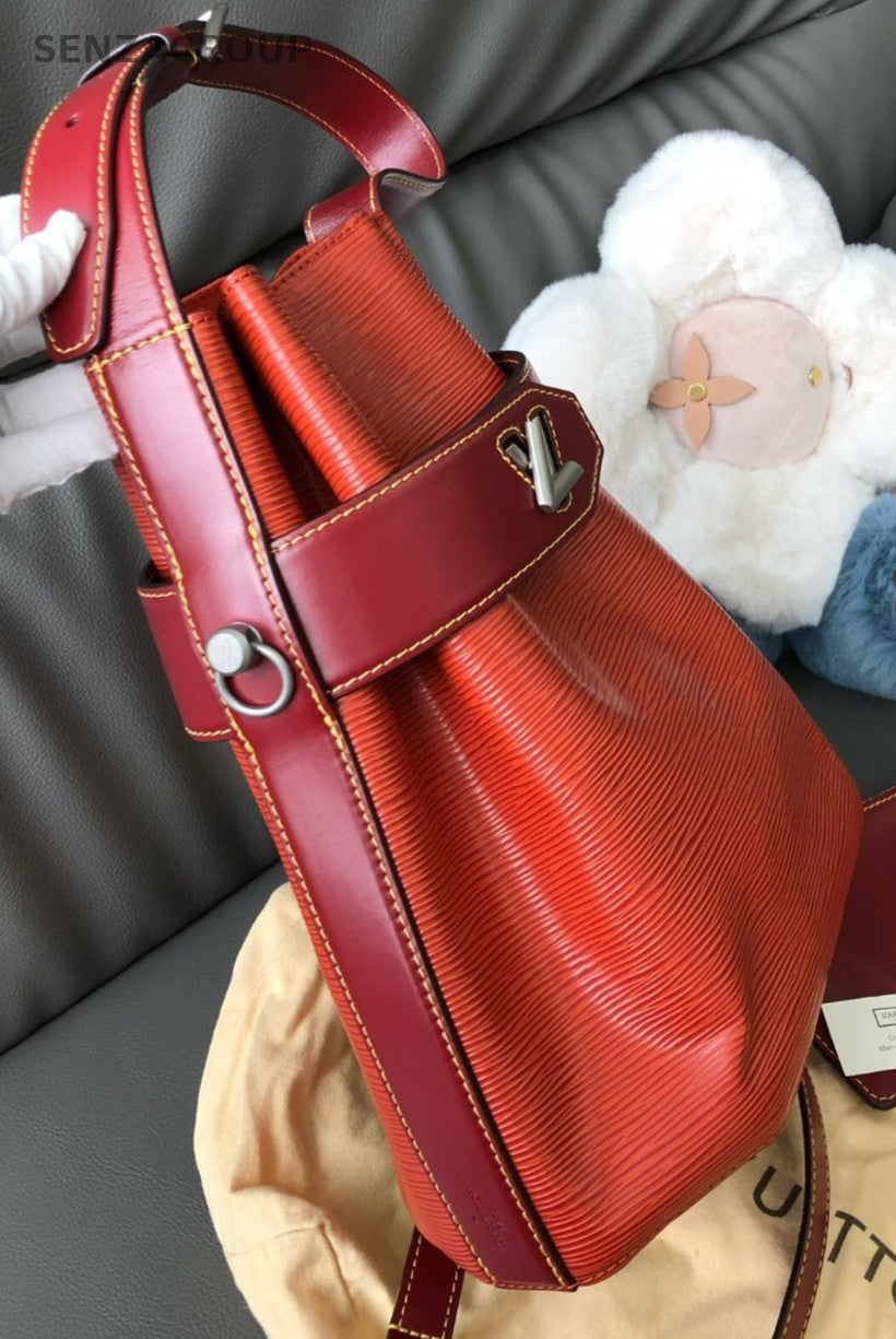 Louis Vuitton Twist Bucket Top Handle Epi Leather 2way Shoulder bag Women Red
