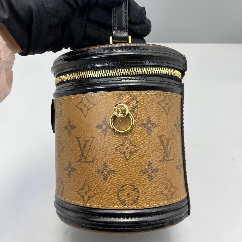 Louis Vuitton Monogram Canvas Bucket Bag For Women