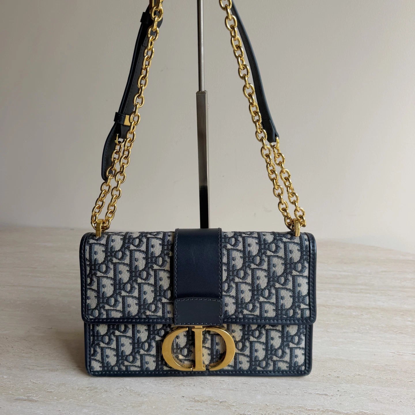 Christian Dior 30Montaigne Oblique Canvas Gold Chain Navy Shoulder Bag Crossbody