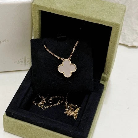 Van Cleef &amp; Arpels VCA Vintage Alhambra Medium Necklace Mother Of Pearl 18k YG