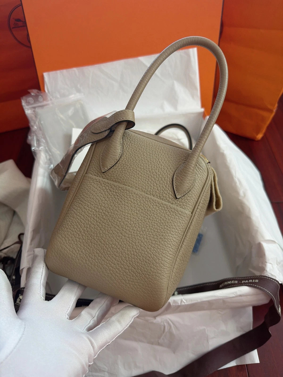 New Hermes Lindy26 TC Leather Gray Handbag Shoulder Bag Gold Hardware