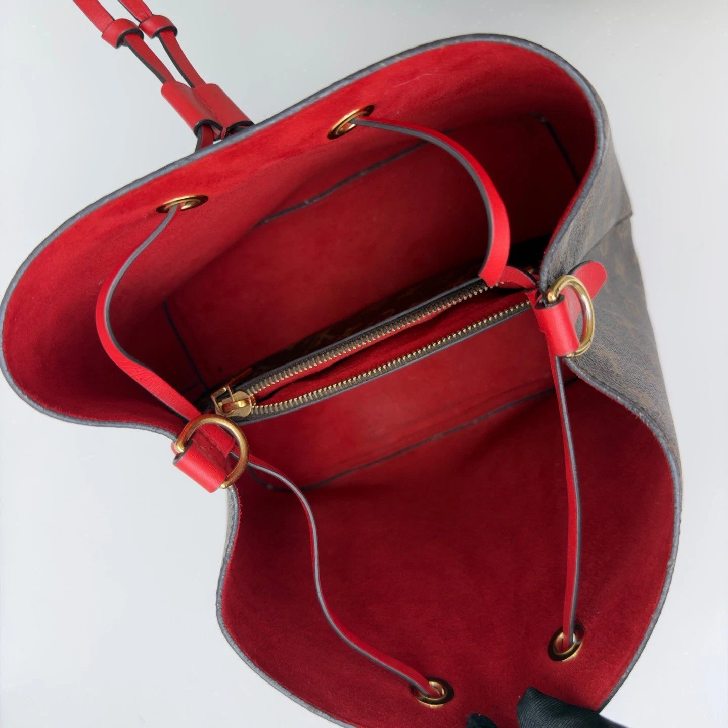 Louis Vuitton Bucket Monogram Canvas Shoulder Bag Brown Red Women Fashion