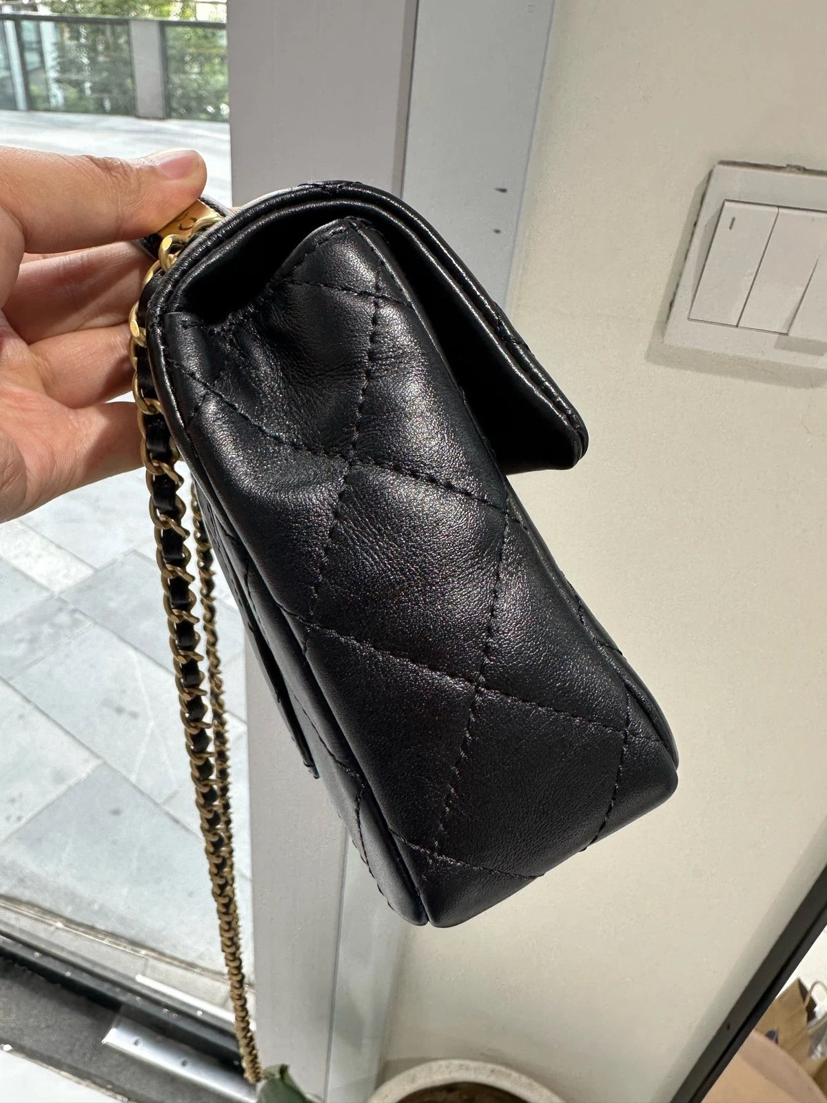 CHANEL Black Gold Top Handle Chain Bag For Women