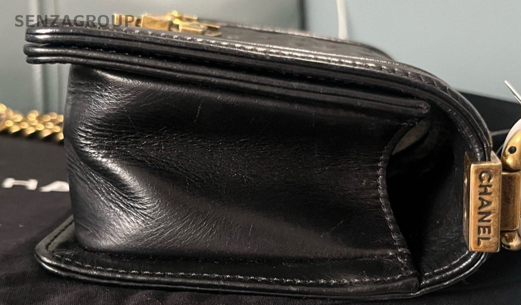 Chanel Calfskin Chain Shoulder Bag Crossbody Black Gold Used Women Classic
