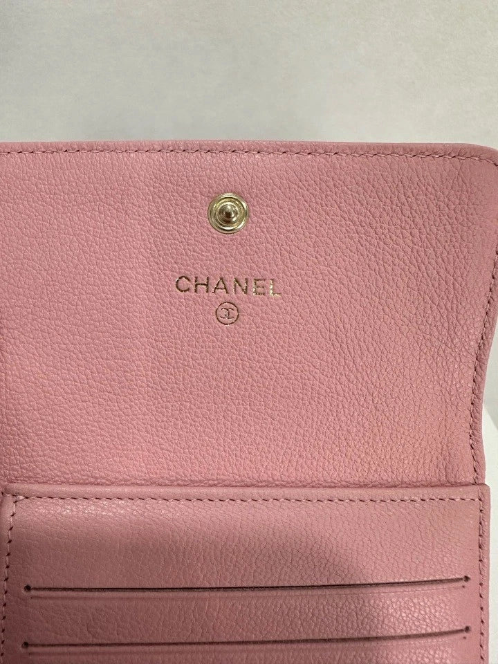 CHANEL Pink Caviar Leather Short Wallet For Women Pre-owned