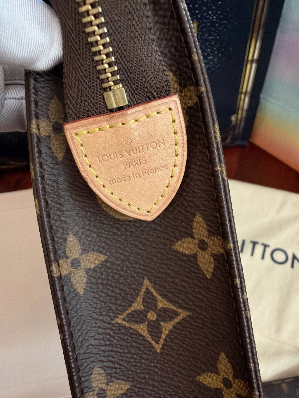 Authentic Louis Vuitton Monogram Canvas Shoulder Crossbody Bag Brown GHD