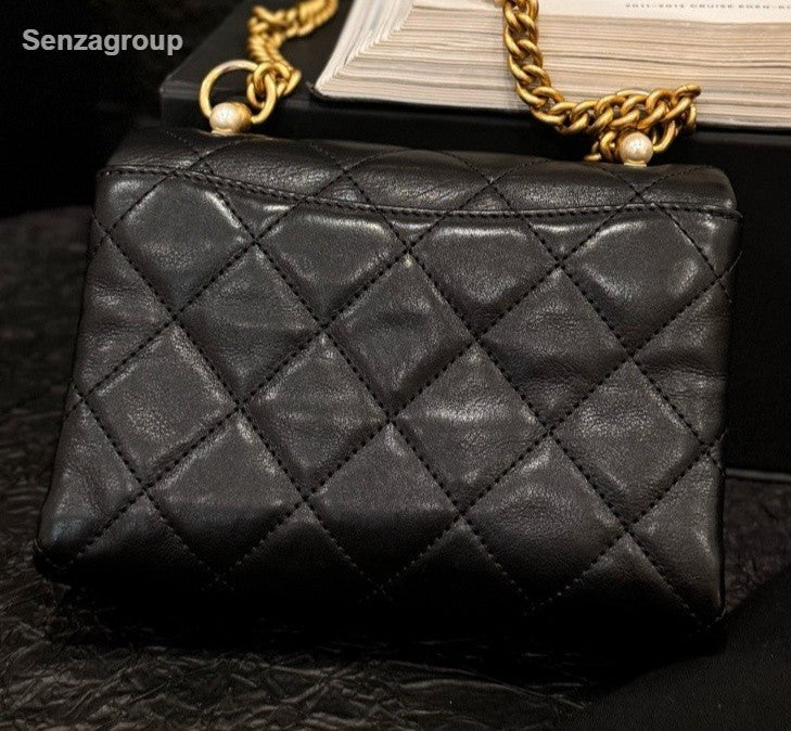 Chanel Lambskin Diamond Chain Shoulder Bag Crossbody Black Gold Women Classic