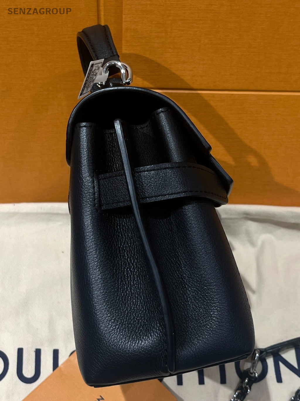 Louis Vuitton lockme ever Top Handle Shoulder Crossbody Bag Women Black