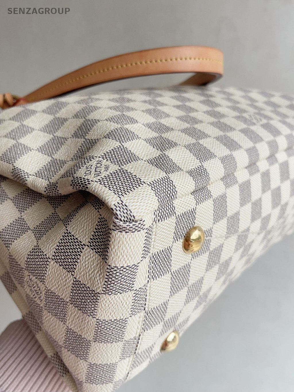 Louis Vuitton Lymington MM Shoulder Bag Crossbody White Gold Women Classic
