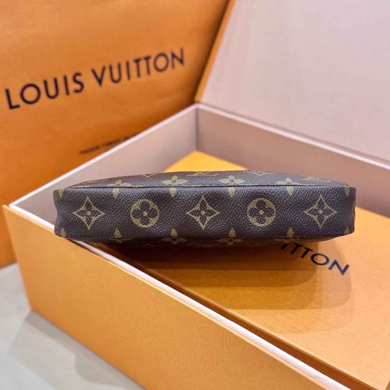 Louis Vuitton Vintage Monogram Canvas Shoulder Bag For Women