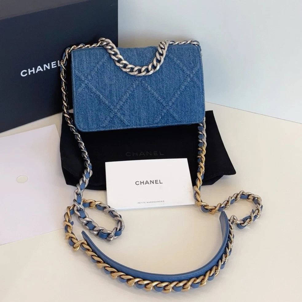 Chanel 19Bag Denim Chain Top Handle Crossbody Blue Gold Used Women Classic