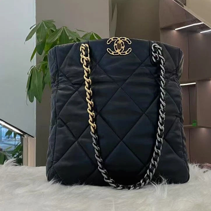 Chanel 19 Bag Tote Chain Shoulder Bag Quilted Black Gold Classic Women