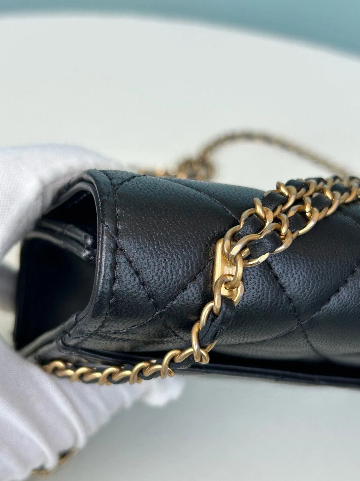 Chanel Lambskin Chain Shoulder Crossbody Diamond Black Gold Women Classic