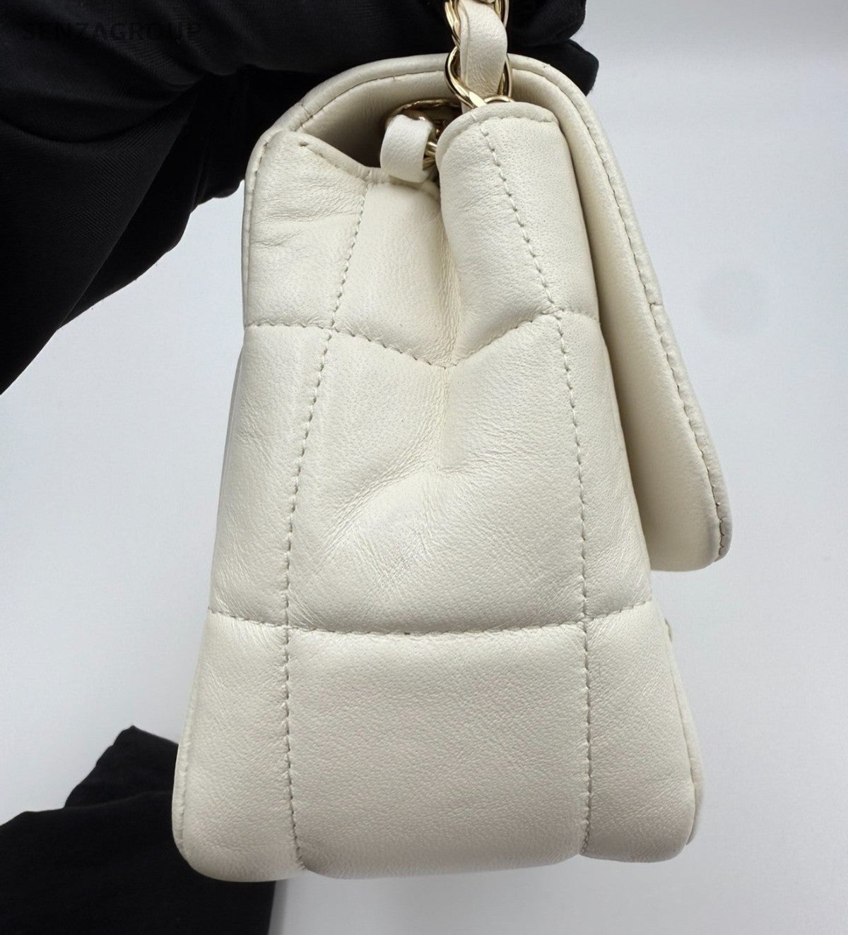 Chanel Lambskin Mini Chain Shoulder Bag Crossbody White Gold Women Classic