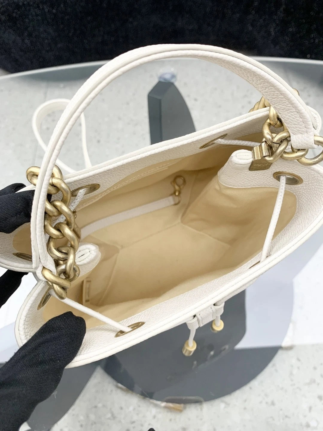 Chanel Calfskin Bucket Chain Shoulder Bag Crossbody White Gold Diamond S
