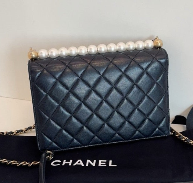 Chanel Classic Flap Pearl Chain Shoulder Bag Crossbody Black Gold Women Fashion