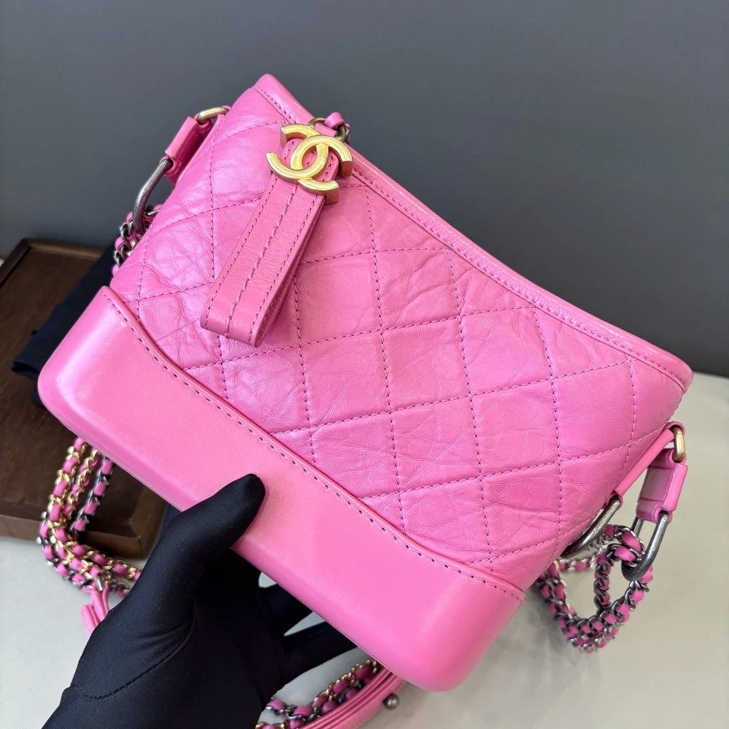 Excellent Chanel Gabrielle PM Gold Chain Shoulder Bag Crossbody Diamond Dust Bag