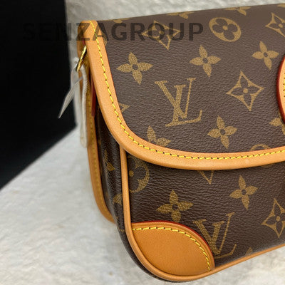 Louis Vuitton Monogram Fendi Baguette Shoulder Crossbody Bag Brown Gold