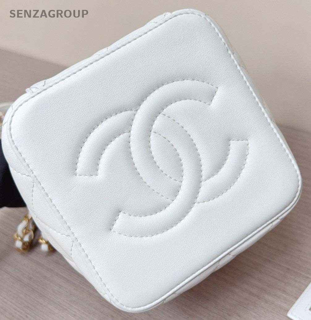 Chanel Diamond Chain Box Shoulder Bag Crossbody White Gold Women Classic