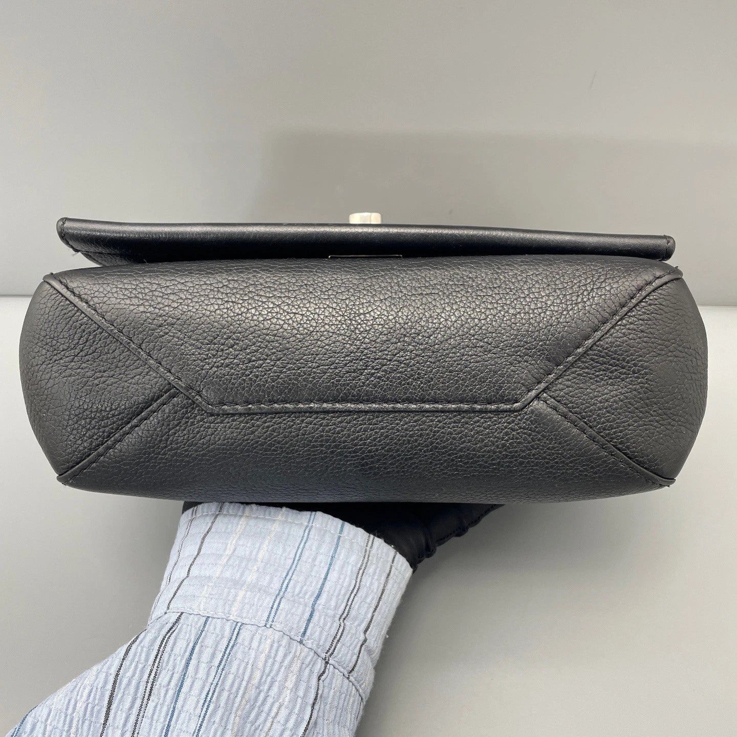 Louis Vuitton Lockme PM Chain Shoulder Crossbody Bag Black Silver Women